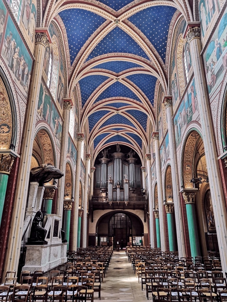 Visite de l'Eglise Saint-Germain-des-Prés lors d'une balade à Saint-Germain-des-Prés
