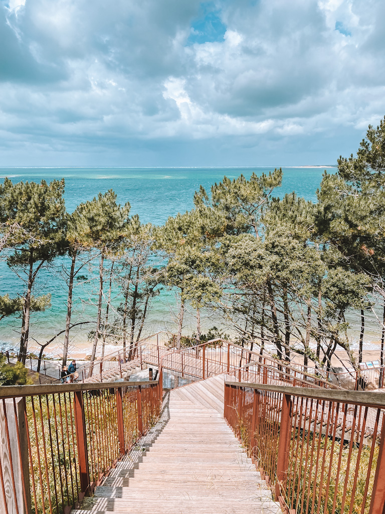 plage de la corniche pyla sur mer