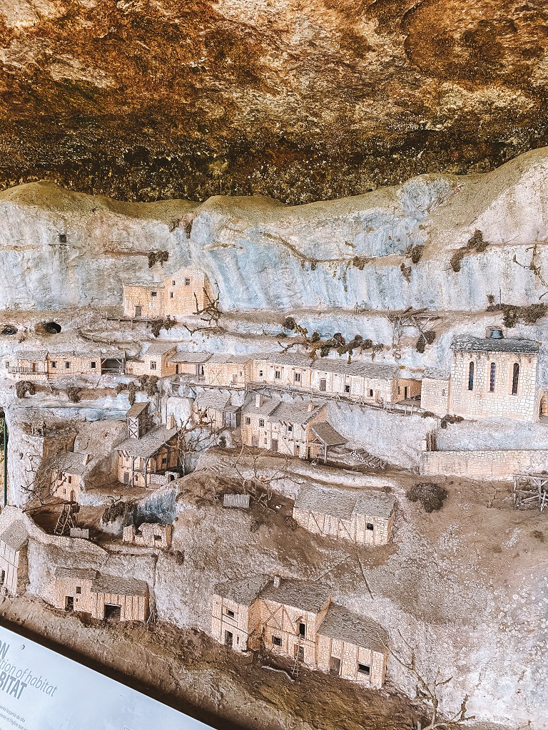 La Roque Saint-Christophe