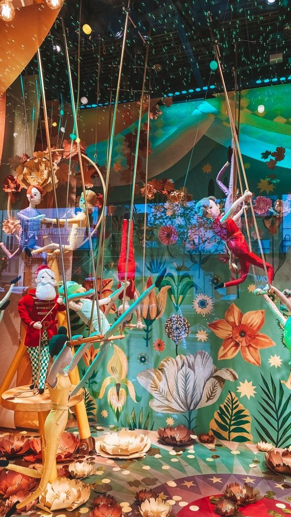 Vitrines de Noël animées du Printemps Haussmann à Paris