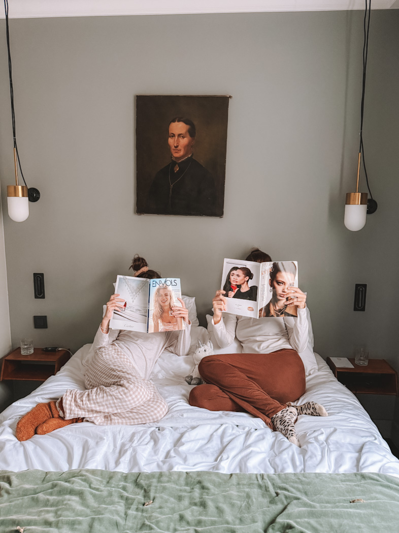 Chambre cosy et arty du C.O.Q. Hôtel dans le 13ème arrondissement de Paris, idéale pour les familles cherchant où dormir à Paris.