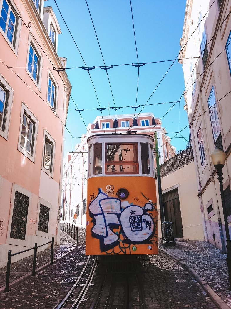 Tram Lisbonne