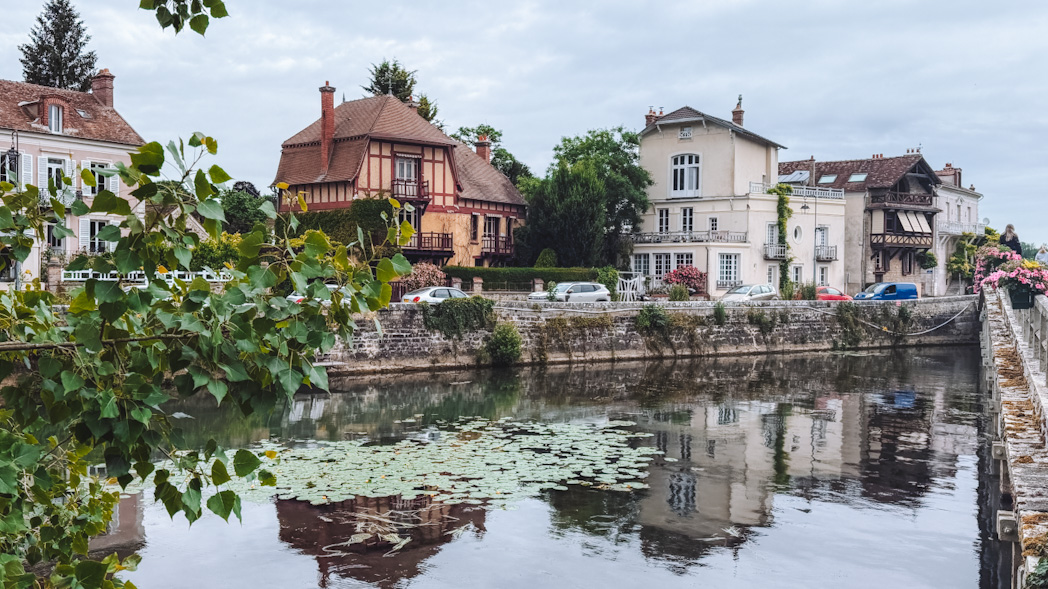 Samois-sur-Seine, village de caractère en Seine-et-Marne à 1h de Paris en bord de Seine