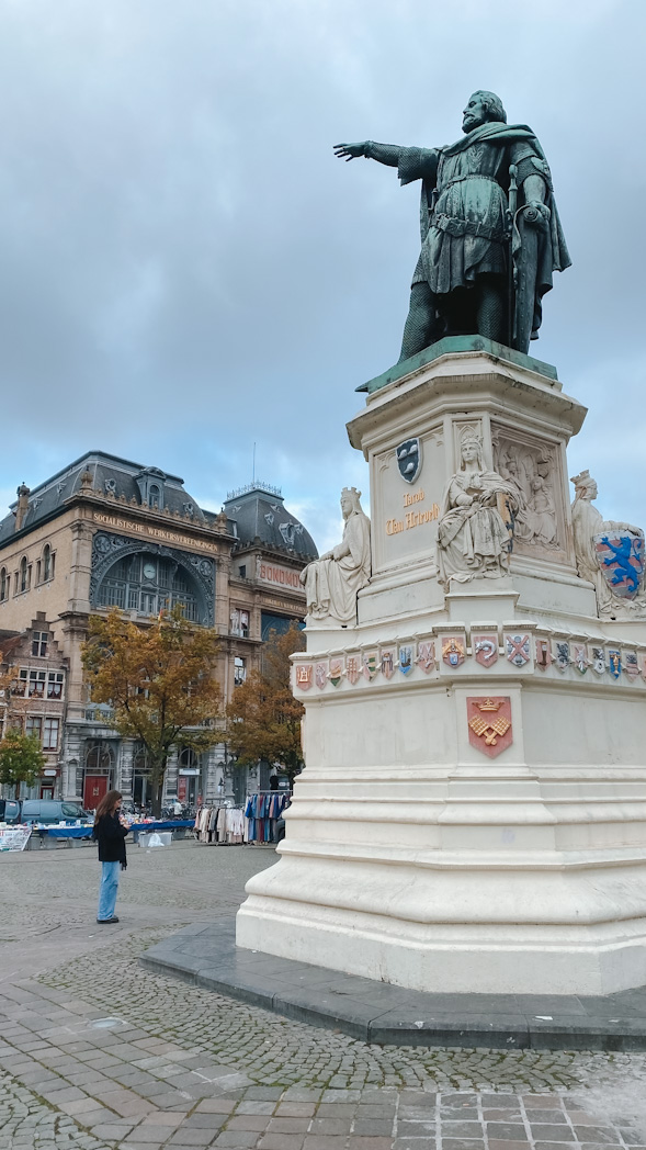 Marché du vendredi Virjdakmart Gand