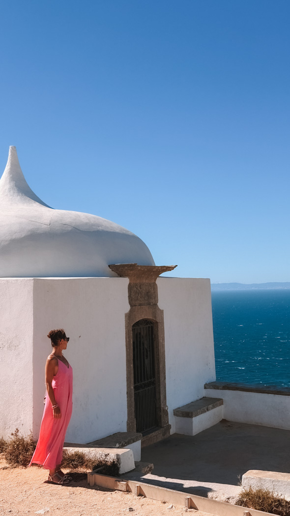Cabo Espichel, falaises sauvages et océan Atlantique près de Sesimbra