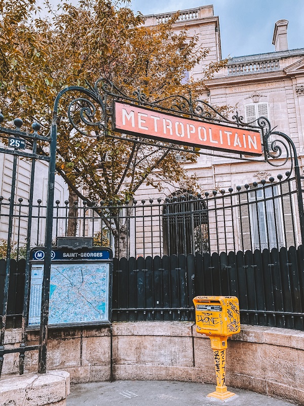 Place Saint-Georges dans le 9ème arrondissement de Paris