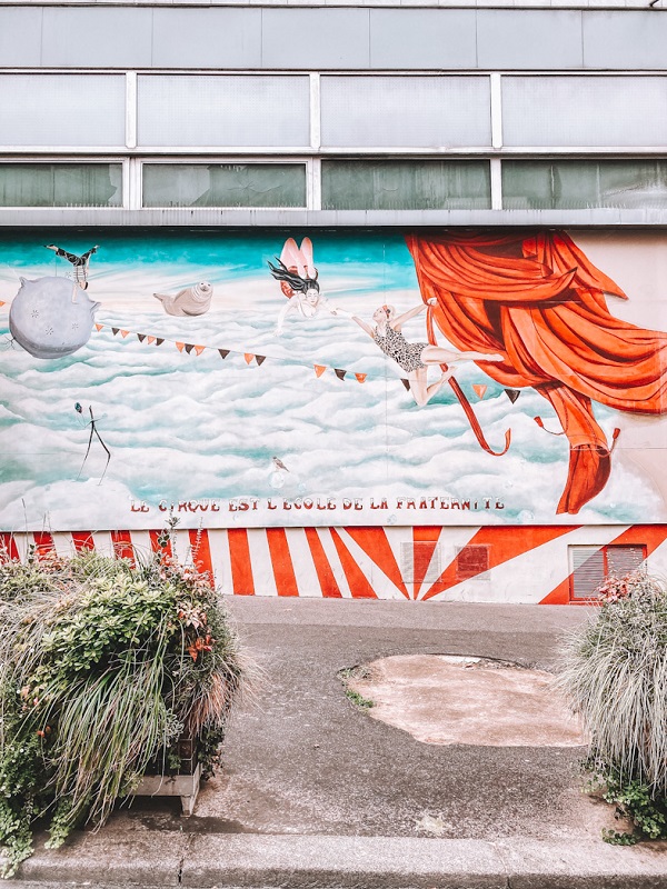 Fresque Cirque Street-Art dans le 9ème arrondissement de Paris