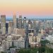 Vue de Montréal au coucher du soleil depuis le belvédère du Mont Royal