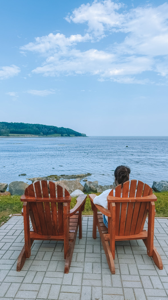 Vue sur le fleuve Saint-Laurent à La Malbaie lors d'une étape d'un road trip de 15 jours au Québec