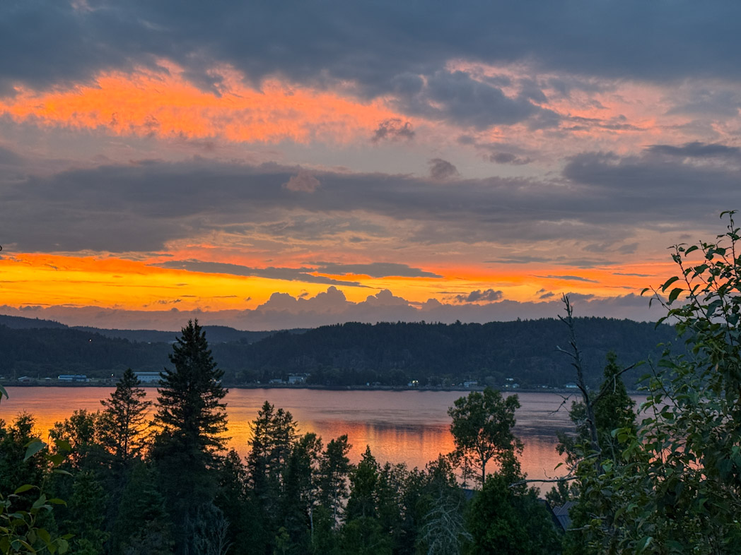 Gîte avec vue sur le fjord du Saguenay, hébergement d’un road trip 15 jours Québec
