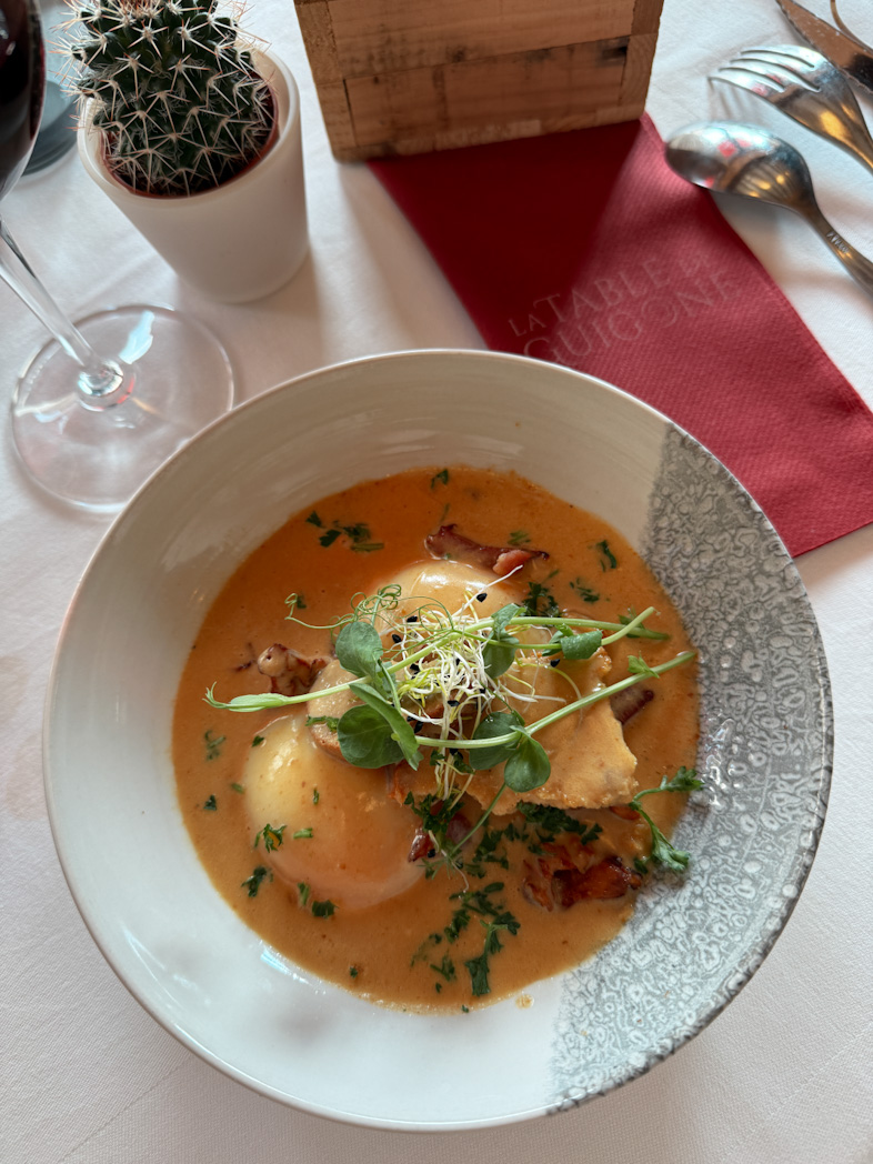 Repas à la Table de Guigone à Beaune avec spécialités de Bourgogne et vins régionaux