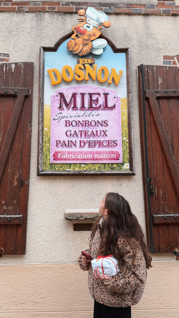 Boutique Maison Dosnon, spécialisée dans le pain d’épices artisanal à Villeneuve-sur-Yonne