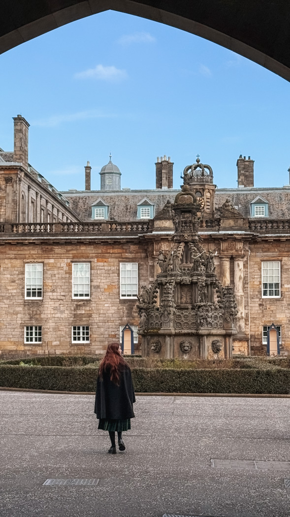 Palais de Holyrood, résidence officielle du roi d'Angleterre, à visiter lors de 3 jours à Edimbourg