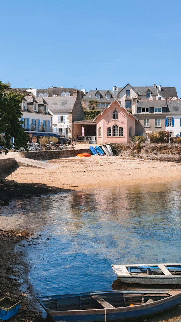 Port de Sainte-Marine face à Bénodet en Bretagne, traversée de l’Odet