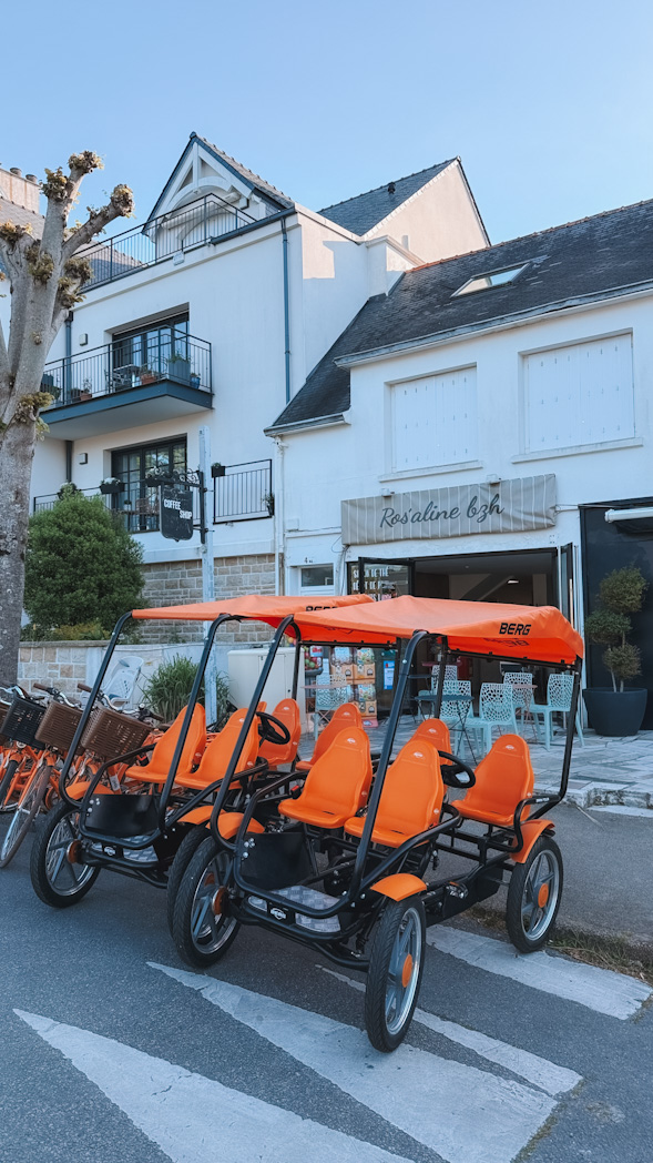 Location de Rosalie à Bénodet pour une balade sur la corniche en famille en Bretagne